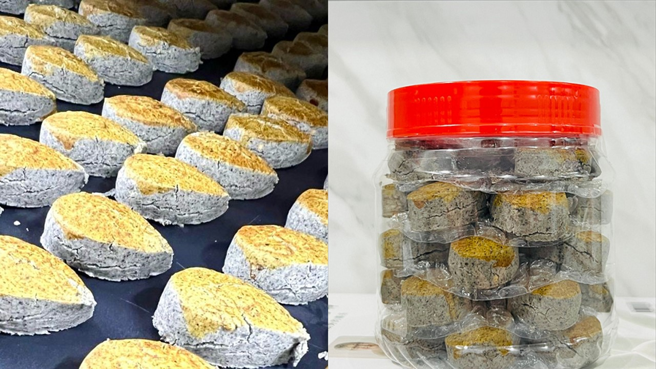 Black Sesame Cookies.png
