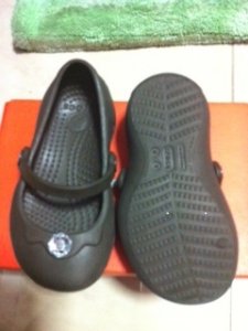 Crocs brown shoe.jpg