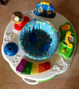 leapfrog exersaucer 2.jpg